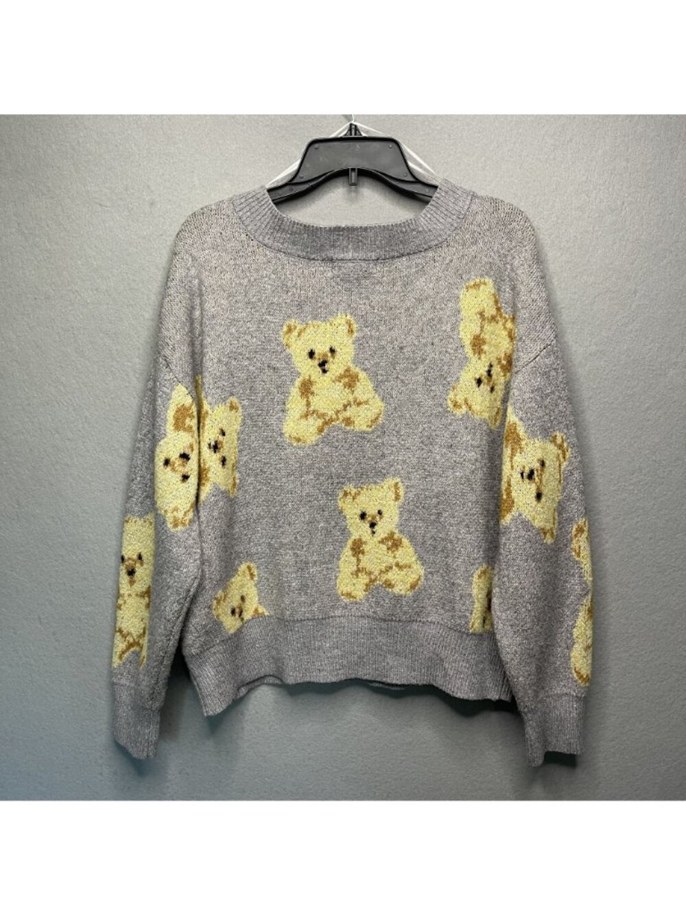 Social Scene XL Teddy Bear Knit Sweater Gray Yellow V-Neck Pullover Lightweight - Picture 4 of 5